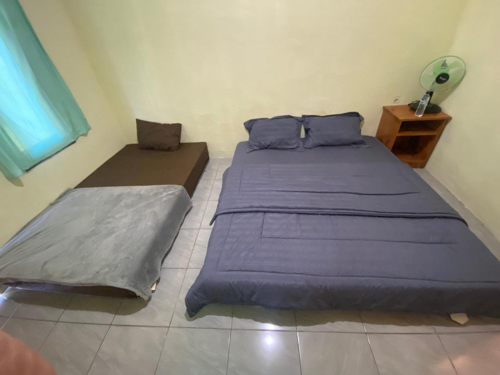 Pondok Rinjani Bungalow เตเตบาตู ภายนอก รูปภาพ